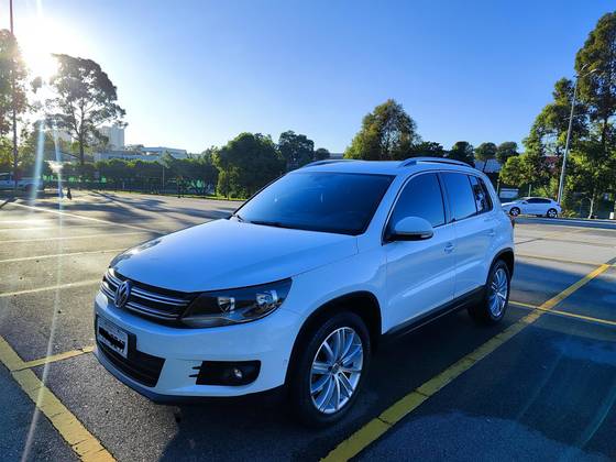 VOLKSWAGEN TIGUAN 2.0 TSI 16V TURBO GASOLINA 4P TIPTRONIC VOLKSWAGEN TIGUAN 2.0 TSI 16V TURBO GASOLINA 4P TIPTRONIC